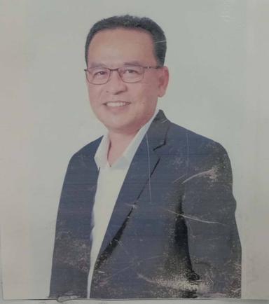 นายอุเทน ชนะกุล